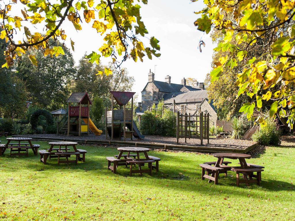 Wheatsheaf, Baslow By Marston'S Inns מראה חיצוני תמונה